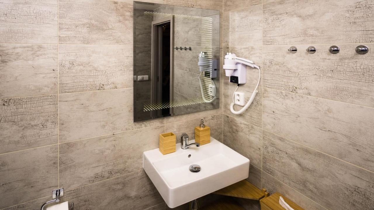 Apartamento Flying Bed Apartment Uralská by Multi Flat Hotel Prague *
