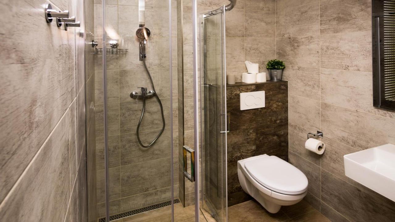 Flying Bed Apartment Uralská by Multi Flat Hotel Prague Praga