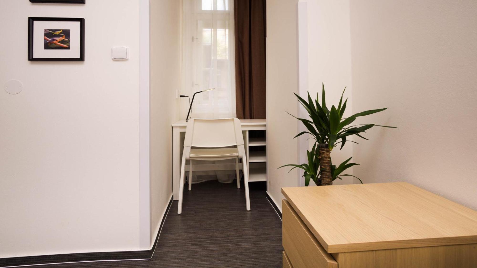 Flying Bed Apartment Uralská by Multi Flat Hotel Prague Apartamento