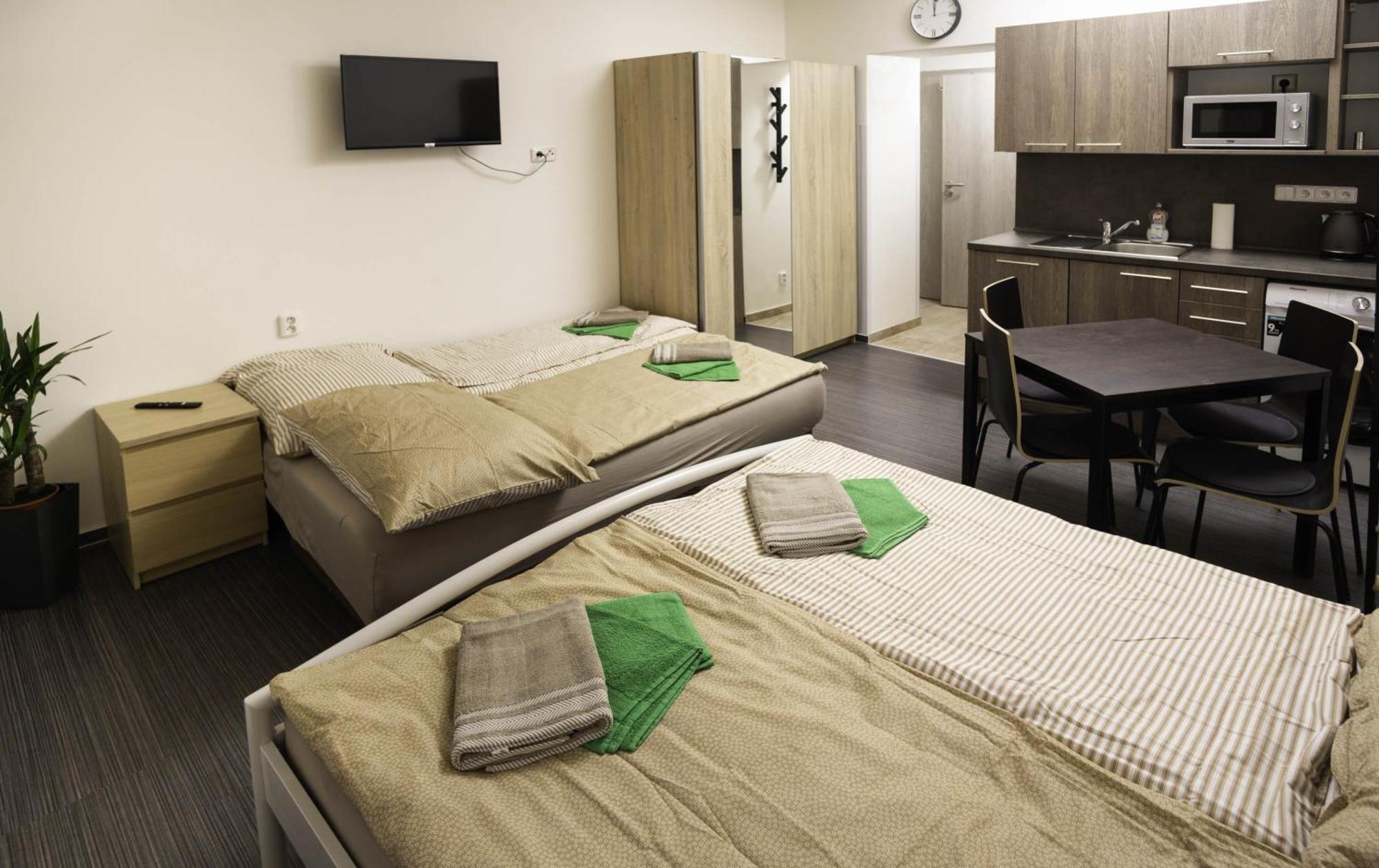 Flying Bed Apartment Uralská by Multi Flat Hotel Prague Apartamento Praga